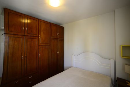 Apartamento à venda com 57m², 2 quartos e 1 vagaQuarto 2