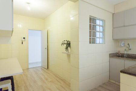 Apartamento à venda com 133m², 3 quartos e 2 vagas Apartamento à venda com 133m², 3 quartos e 2 vagasCozinha