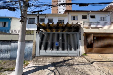 Casa à venda com 144m², 3 quartos e 2 vagasFachada