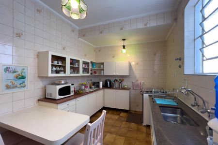 Casa à venda com 144m², 3 quartos e 2 vagasCozinha