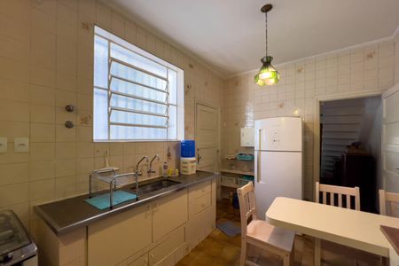 Casa à venda com 144m², 3 quartos e 2 vagasCozinha