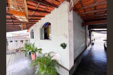 Casa à venda com 97m², 4 quartos e 5 vagasÁrea comum