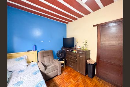 Casa à venda com 97m², 4 quartos e 5 vagasQuarto 4