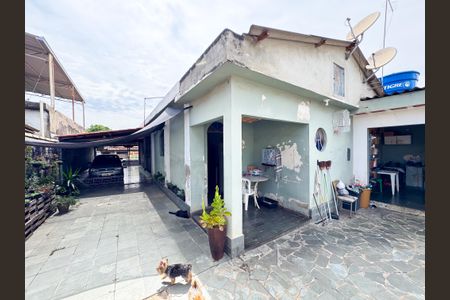 Casa à venda com 97m², 4 quartos e 5 vagasÁrea comum