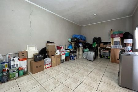 Casa à venda com 250m², 3 quartos e 3 vagas Casa à venda com 250m², 3 quartos e 3 vagasSalão