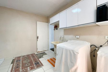 Casa à venda com 250m², 3 quartos e 3 vagas Casa à venda com 250m², 3 quartos e 3 vagasÁrea de Serviço