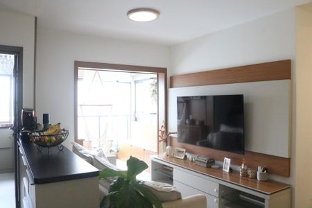 Apartamento para alugar com 69m², 2 quartos e 1 vagaSala