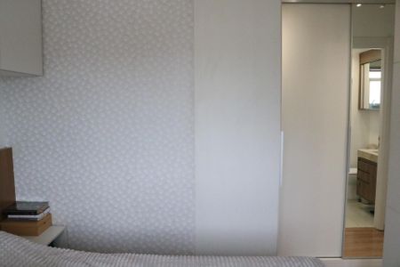 Apartamento para alugar com 69m², 2 quartos e 1 vagaSuíte