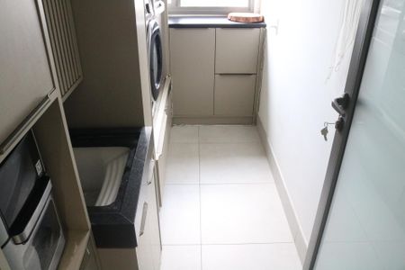 Apartamento para alugar com 69m², 2 quartos e 1 vagaÁrea de Serviço