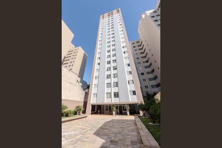 Apartamento à venda com 44m², 1 quarto e 1 vaga Apartamento à venda com 44m², 1 quarto e 1 vagaFachada