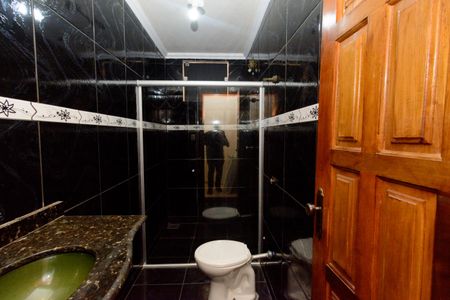 Casa à venda com 200m², 3 quartos e 4 vagasBanheiro Social