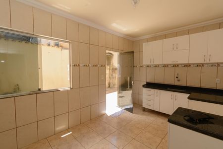 Casa à venda com 200m², 3 quartos e 4 vagasCozinha e Copa