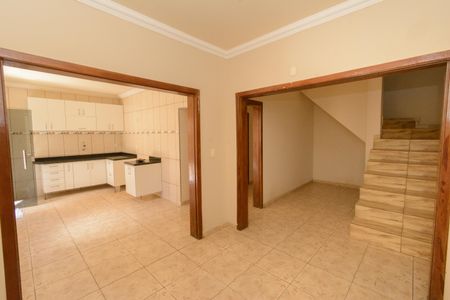 Casa à venda com 200m², 3 quartos e 4 vagasCozinha e Copa