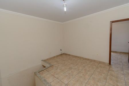 Casa à venda com 200m², 3 quartos e 4 vagasSala 2