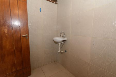 Casa à venda com 200m², 3 quartos e 4 vagasTerraço - Banheiro