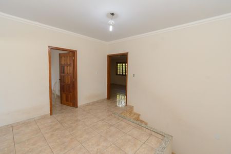 Casa à venda com 200m², 3 quartos e 4 vagasSala 2