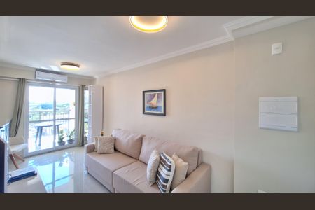 Apartamento à venda com 62m², 2 quartos e 1 vagaSala