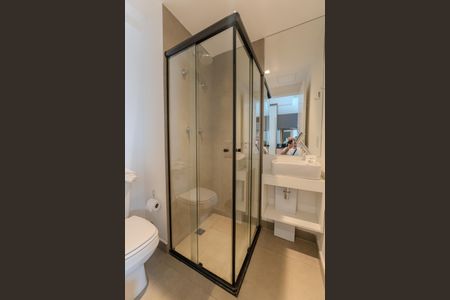Studio à venda com 16m², 1 quarto e 1 vaga Studio à venda com 16m², 1 quarto e 1 vagaBanheiro