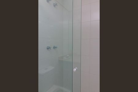 Studio para alugar com 32m², 0 quarto e sem vaga Studio para alugar com 32m², 0 quarto e sem vagaBanheiro