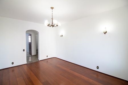 Apartamento à venda com 240m², 4 quartos e 2 vagasSala de Jantar