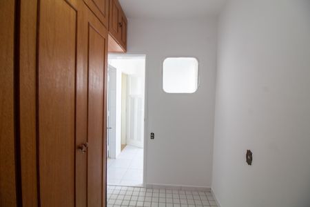 Apartamento à venda com 240m², 4 quartos e 2 vagasQuarto de Serviço