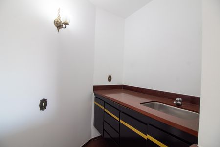 Apartamento à venda com 240m², 4 quartos e 2 vagasSala - Bar