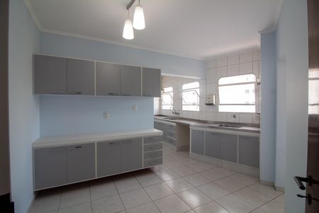 Apartamento à venda com 240m², 4 quartos e 2 vagasCopa