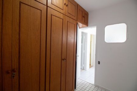 Apartamento à venda com 240m², 4 quartos e 2 vagasQuarto de Serviço