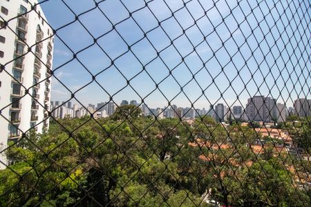 Apartamento à venda com 240m², 4 quartos e 2 vagasVaranda - Vista
