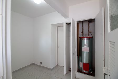 Apartamento à venda com 240m², 4 quartos e 2 vagasPassagem / Dispensa