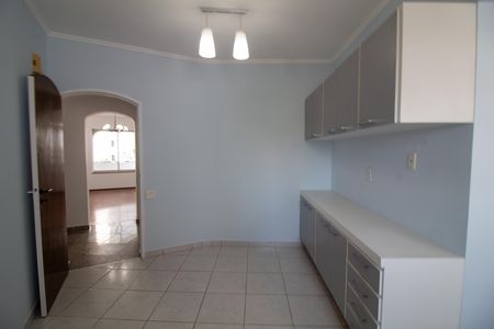 Apartamento à venda com 240m², 4 quartos e 2 vagasCopa