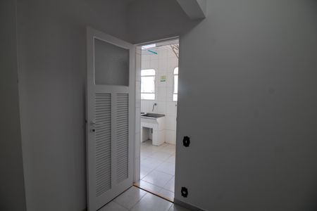 Apartamento à venda com 240m², 4 quartos e 2 vagasPassagem / Dispensa