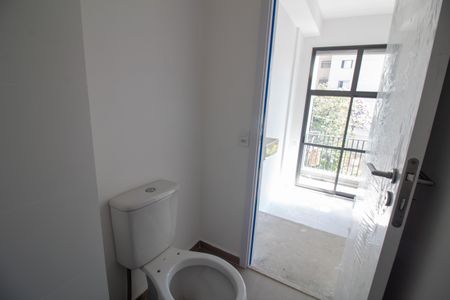 Studio à venda com 28m², 1 quarto e sem vaga Studio à venda com 28m², 1 quarto e sem vagaBanheiro