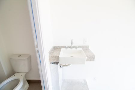 Studio à venda com 28m², 1 quarto e sem vaga Studio à venda com 28m², 1 quarto e sem vagaBanheiro