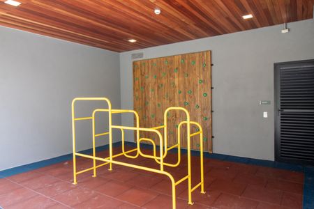 Studio à venda com 28m², 1 quarto e sem vaga Studio à venda com 28m², 1 quarto e sem vagaÁrea comum - Playground