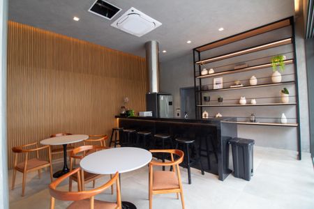 Studio à venda com 28m², 1 quarto e sem vaga Studio à venda com 28m², 1 quarto e sem vagaÁrea comum - Salão de Festas