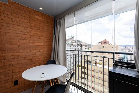 Studio à venda com 28m², 1 quarto e sem vagaVaranda do Studio