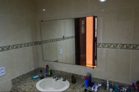 Casa de condomínio à venda com 305m², 5 quartos e 2 vagasBanheiro do Bar