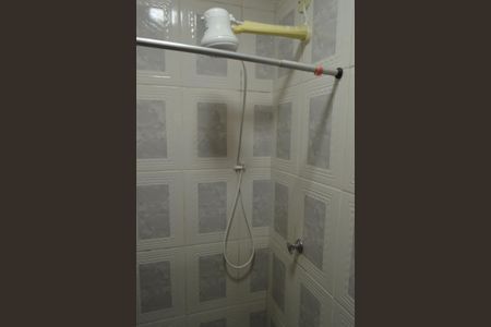 Casa de condomínio à venda com 305m², 5 quartos e 2 vagasBanheiro de Serviço