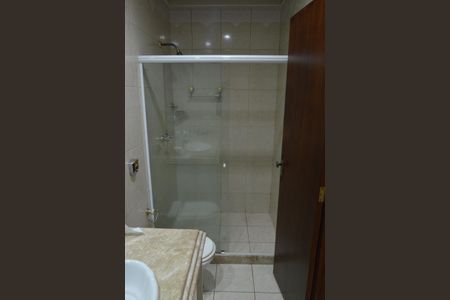 Casa de condomínio à venda com 305m², 5 quartos e 2 vagasBanheiro da Suíte 1