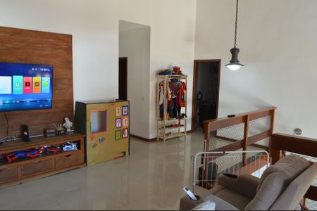 Casa de condomínio à venda com 305m², 5 quartos e 2 vagasSala 2