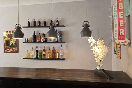 Casa de condomínio à venda com 305m², 5 quartos e 2 vagasBar