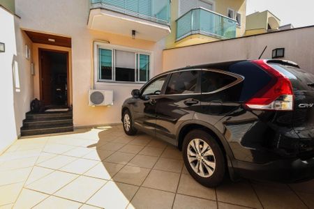 Casa à venda com 135m², 3 quartos e 2 vagasGaragem