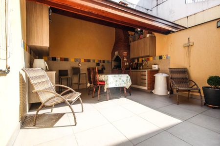 Casa à venda com 135m², 3 quartos e 2 vagasChurrasqueira