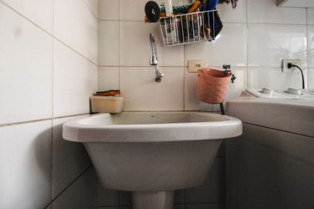 Casa à venda com 135m², 3 quartos e 2 vagasÁrea de serviço