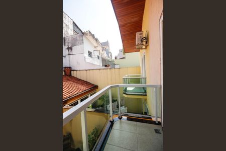 Casa à venda com 135m², 3 quartos e 2 vagasVaranda