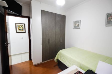 Casa à venda com 135m², 3 quartos e 2 vagasQuarto 3