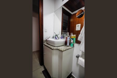 Casa à venda com 135m², 3 quartos e 2 vagasLavabo