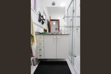 Casa à venda com 135m², 3 quartos e 2 vagasBanheiro da Suíte