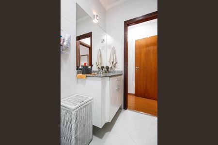 Casa à venda com 135m², 3 quartos e 2 vagasSuíte